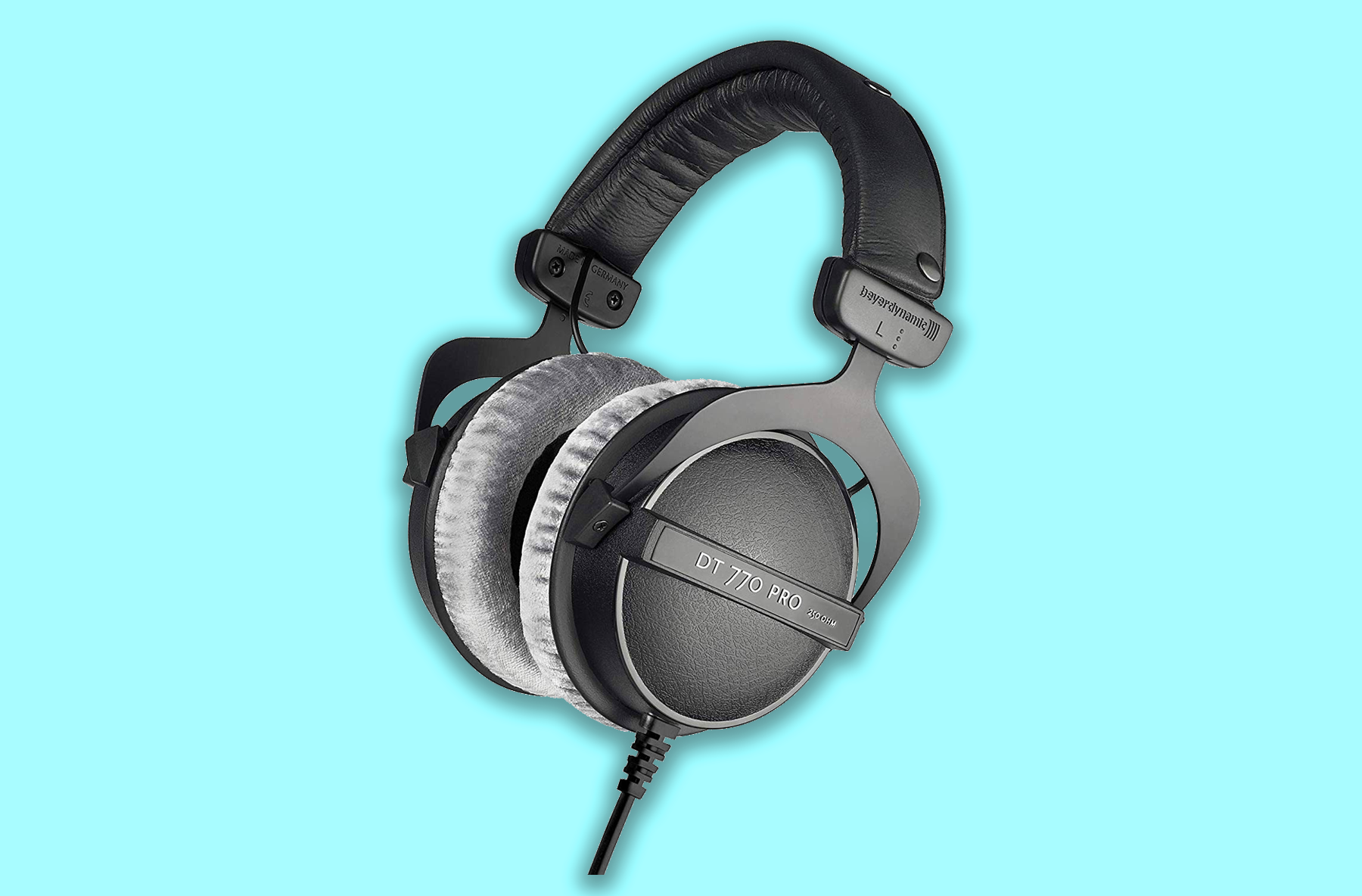 beyerdynamic dt 770 pro 80 ohm studio headphones